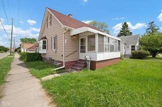 7003 Paige Ave, Warren, MI 48091