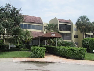 200 Lakeview Dr Unit 108, Weston, FL 33326