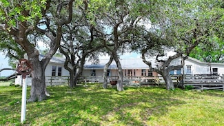 10801 County Road 116, Kenedy, TX 78119