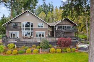 29525 Gamble Place NE, Kingston, WA 98346