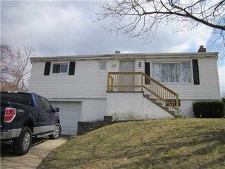421 Center St, Hyde Park, PA 15641