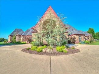 346 W Franklin Rd, Norman, OK 73069