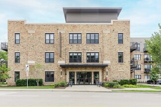 101 W Liberty St Unit 413, Barrington, IL 60010