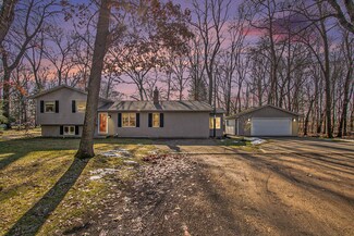 68597 Frantz Ct, Niles, MI 49120