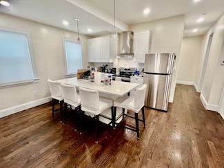 35 Foster St Unit 1, Brighton, MA 02135