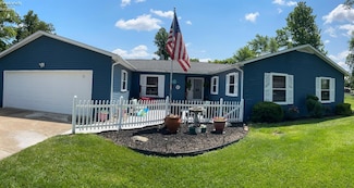17 Adams Dr, Fremont, OH 43420
