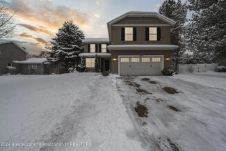 15940 Lattice Ln, East Lansing, MI 48823
