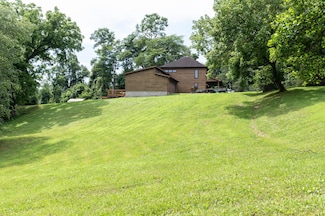 10271 Antle Orchard Rd, Glouster, OH 45732