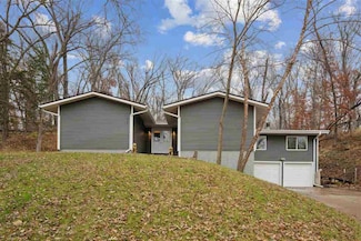 3111 Carroll Dr SE, Cedar Rapids, IA 52403