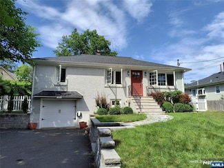 103 Rockland Ave, Northvale, NJ 07647