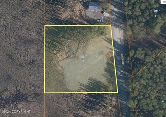 910 N Amber Dr, Meadow Lakes, AK 99654