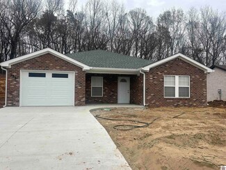 255 Clover Crescent, Paducah, KY 42003