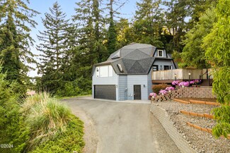219 Stoneway Dr NW, Salem, OR 97304