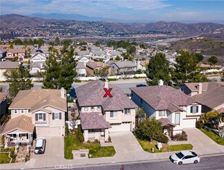 8851 E Heatherwood Rd, Anaheim, CA 92808