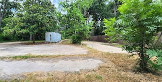 101 N Grant St, Alvin, TX 77511