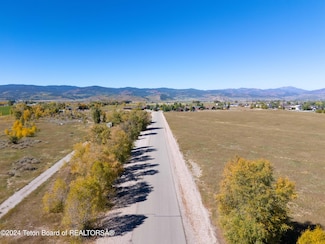 111 Cedar Springs Dr, Thayne, WY 83127
