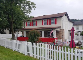 722 Clark St, Buena Vista, PA 15018