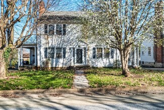108 W 8th St, Russellville, KY 42276