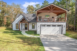 22437 Augusta Ln, Huntsville, TX 77320