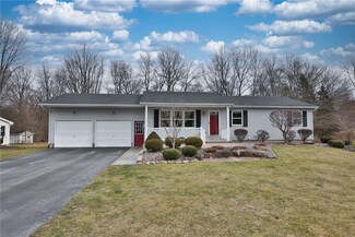 6 Denise Dr, MacEdon, NY 14502