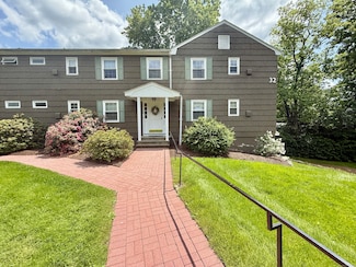 14 Arrowhead Way Unit 6, Woodbury, CT 06798