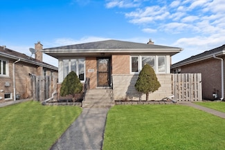 3513 Dora St, Franklin Park, IL 60131