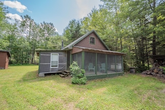 4 Brimstone Rd, Lagrange, ME 04453