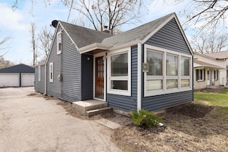 605 Barnum Rd, Rockford, IL 61109