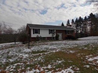 727 Laurel Dr, Ligonier, PA 15658