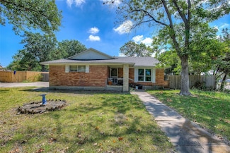 1502 Comanche Trail, Garland, TX 75043