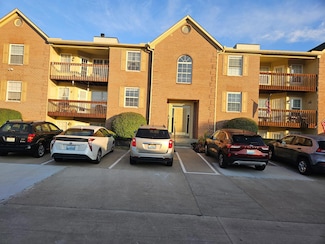 22 Highland Meadows Cir Unit 10, Highland Heights, KY 41076