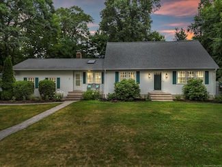 7 Lorraine Rd, Manchester, CT 06040