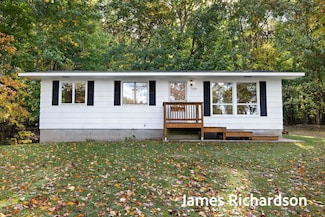 15280 Robbins Rd, Grand Haven, MI 49417