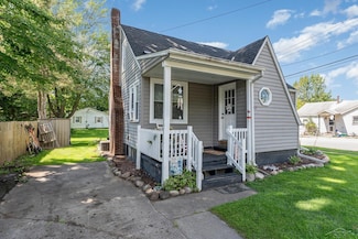 157 N Genesee St, Montrose, MI 48457