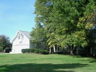 444 Sunnyslope Dr, Varna, IL 61375