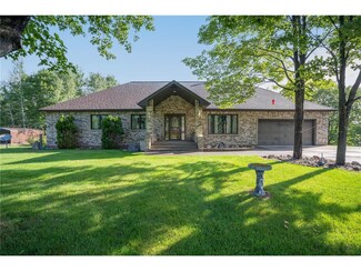 2455 Gillogly Rd, Carlton, MN 55718