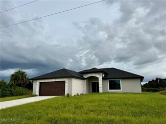 3207 42nd St SW, Lehigh Acres, FL 33976