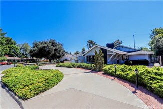 916 W River Ln, Santa Ana, CA 92706