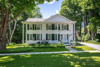 3357 Main St, Manchester, VT 05254