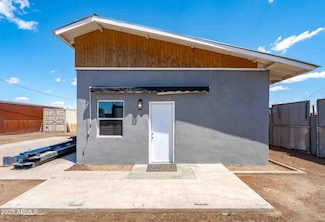 427 S 31st Ave, Phoenix, AZ 85009