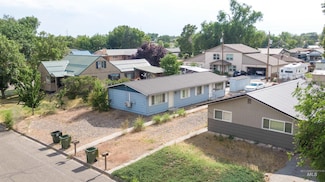 345 NW 7th St, Ontario, OR 97914