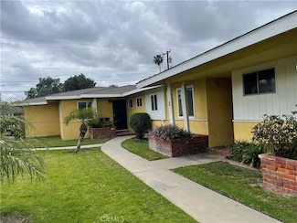 1325 S Anaheim Blvd Unit D, Anaheim, CA 92805