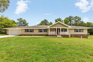 4004 Oakwood Dr, Chattanooga, TN 37416