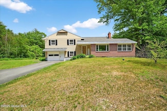 231 County Route 75, Mechanicville, NY 12118