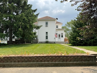 210 E 2nd St, Rockford, OH 45882