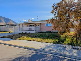 684 Oquirrh Ave, Tooele, UT 84074