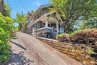 715 W Howe St, Seattle, WA 98119
