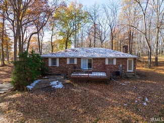 53300 Rosewood Rd, New Carlisle, IN 46552