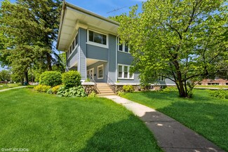 701 N Hart Blvd, Harvard, IL 60033
