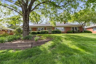 3449 Belvoir Dr, Lexington, KY 40502